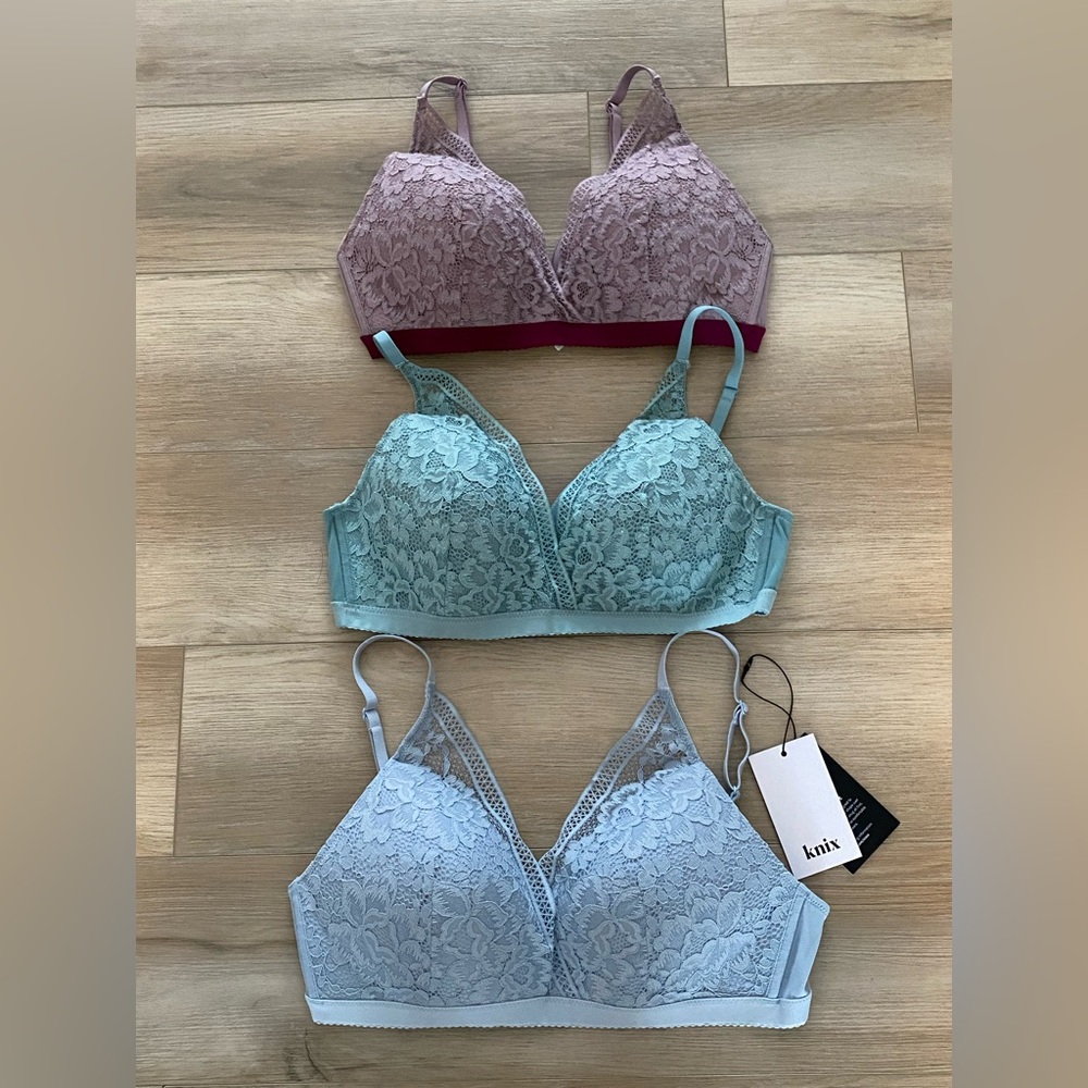 Knix Deep V Lace Bralette x 3 Size Large
